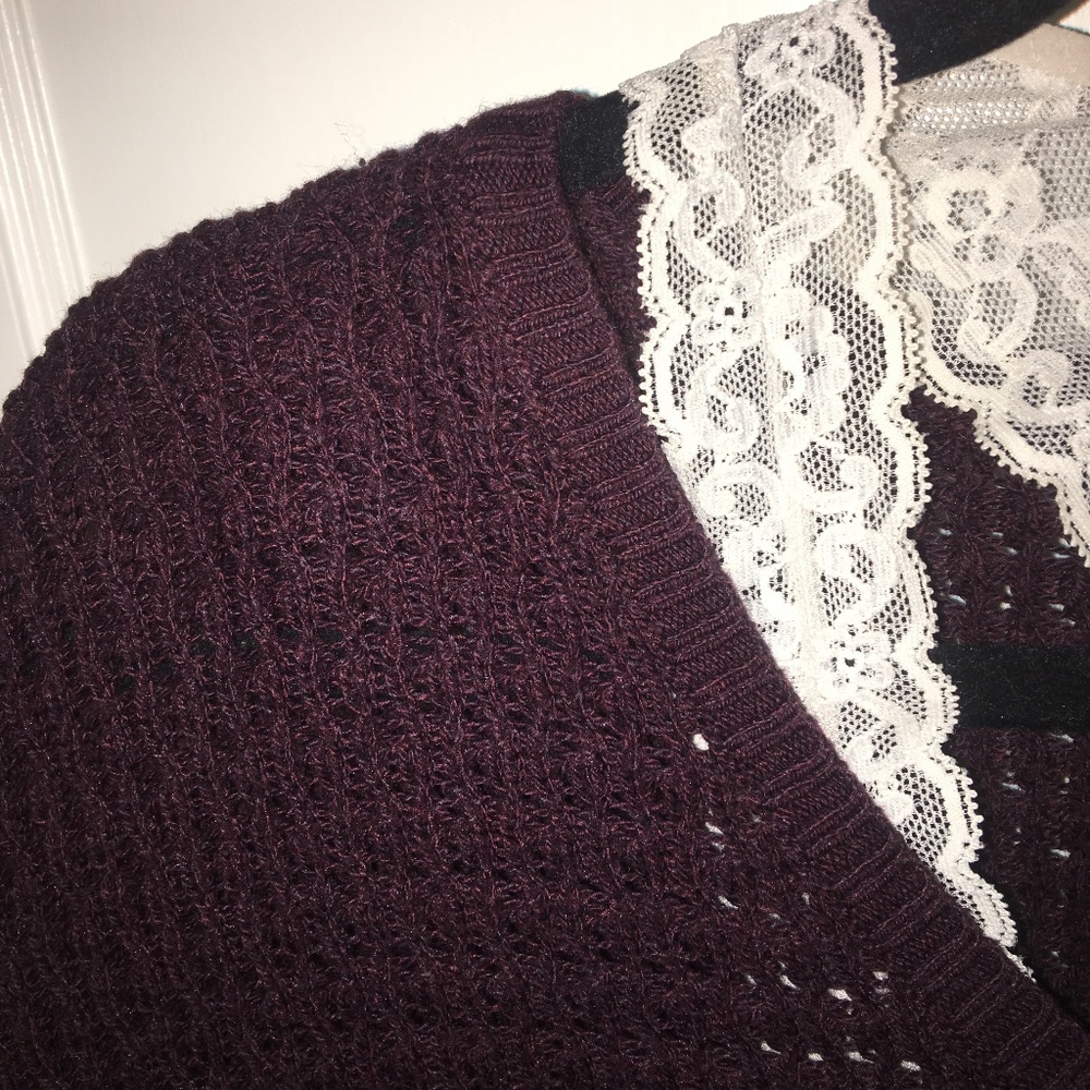 American Eagle V-Neck Sweater